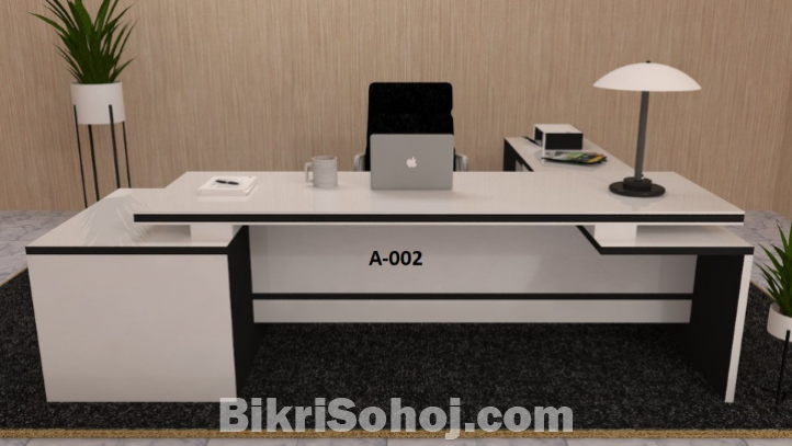 Boss Table A-002